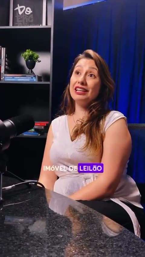 Eliz Sampaio, especialista em financiamento imobiliário, no podcast com o Paulinho